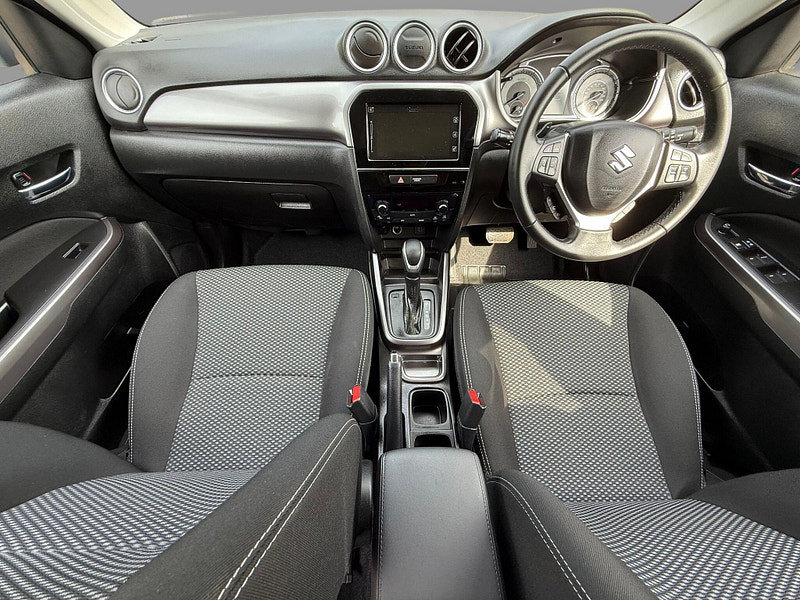 Suzuki Vitara SZ-T MHEV