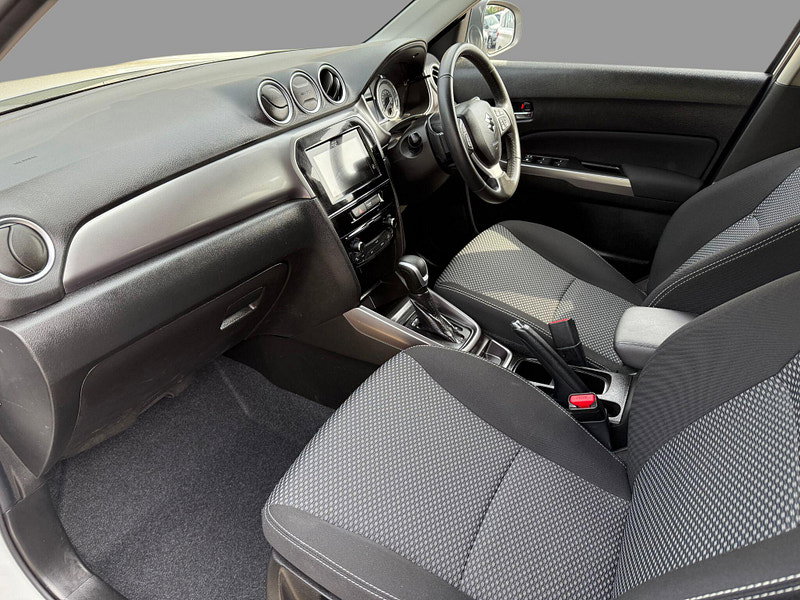 Suzuki Vitara SZ-T MHEV