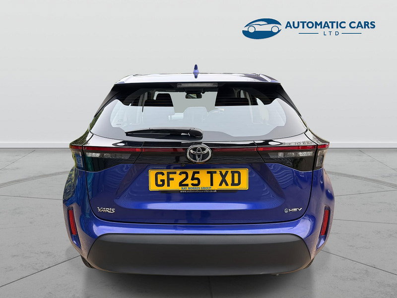 Toyota Yaris cross automatic ICON