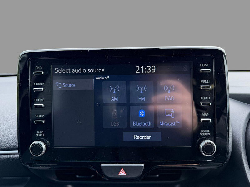 Toyota Yaris DESIGN FHEV