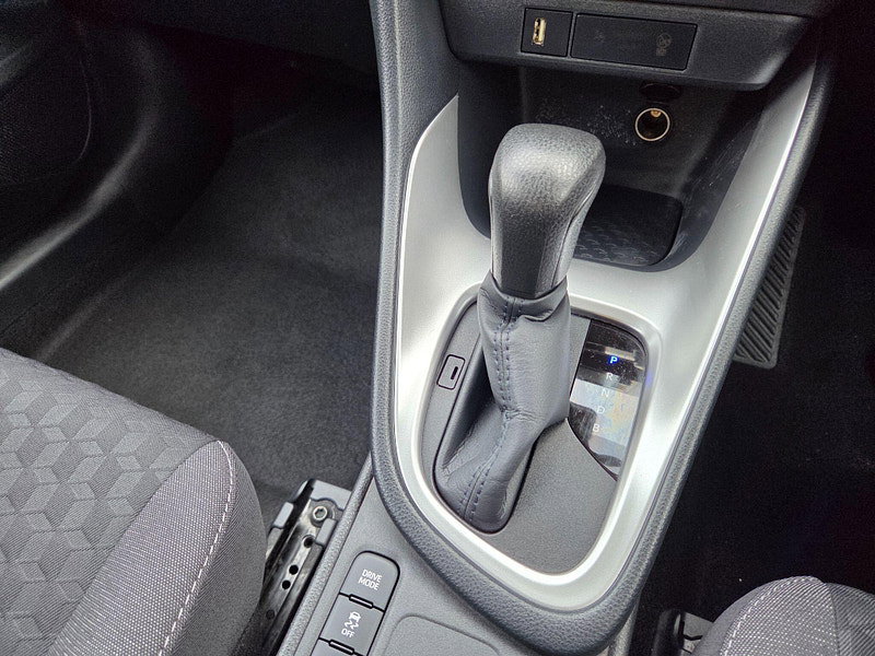 Toyota Yaris ICON FHEV
