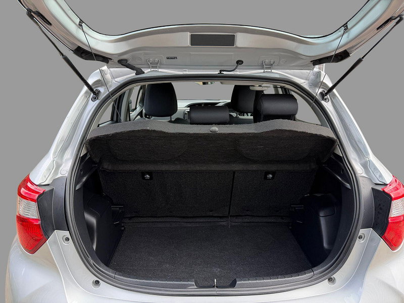 Toyota Yaris VVT-I ICON
