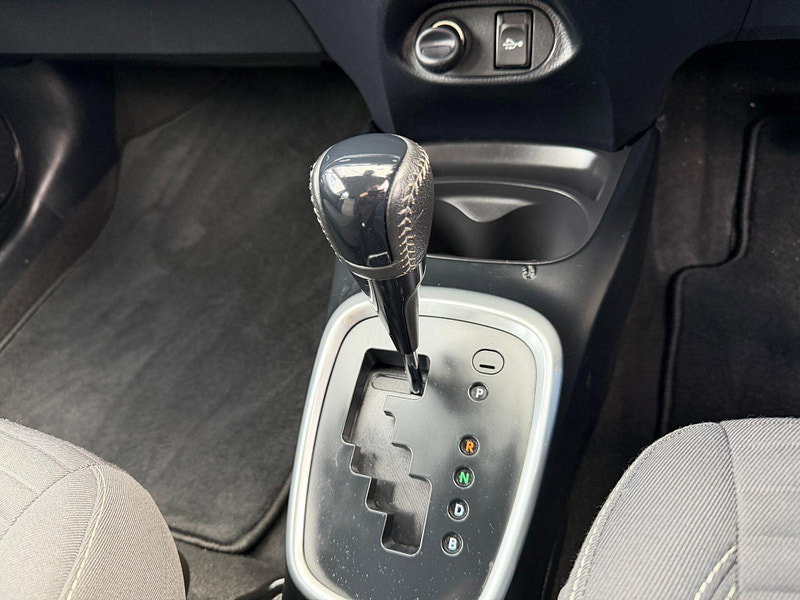Toyota Yaris VVT-I ICON