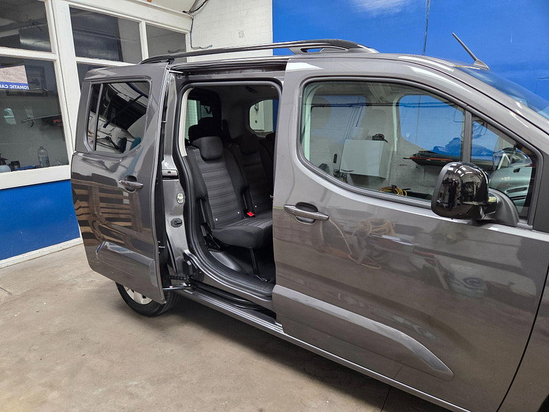 Vauxhall Combo life automatic ELITE S/S