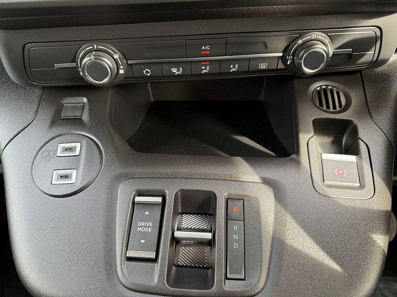 Vauxhall Combo Life DESIGN XL Seven Seater