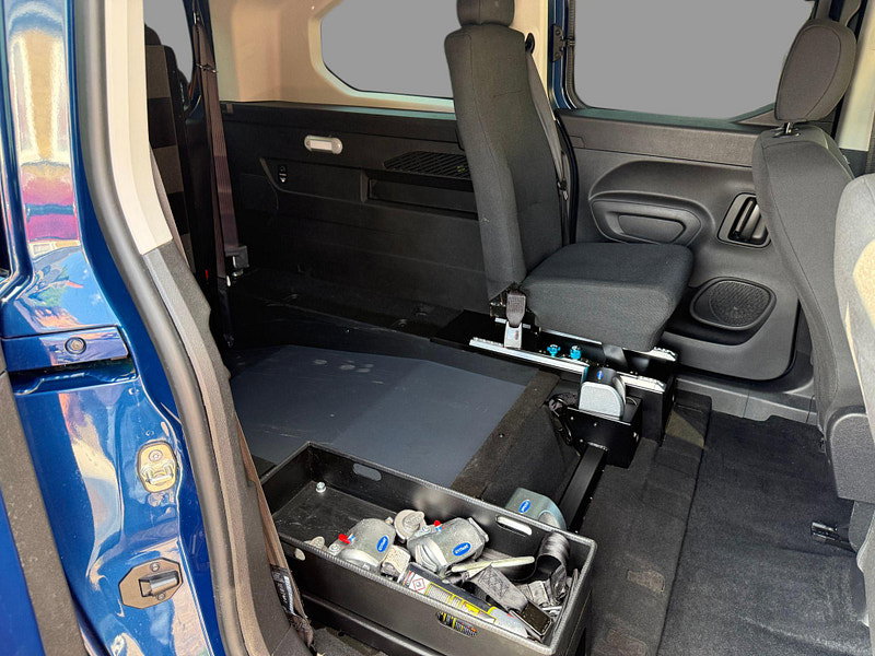Vauxhall Combo Life EDITION XL S/S Wheel Chair Adapted 2 Seater