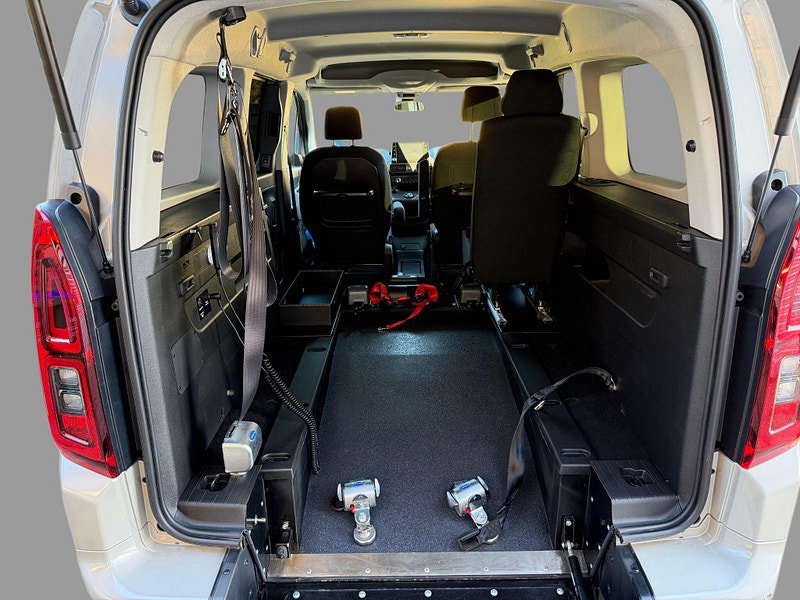 Vauxhall Combo Life SE XL S/S WAV Conversion