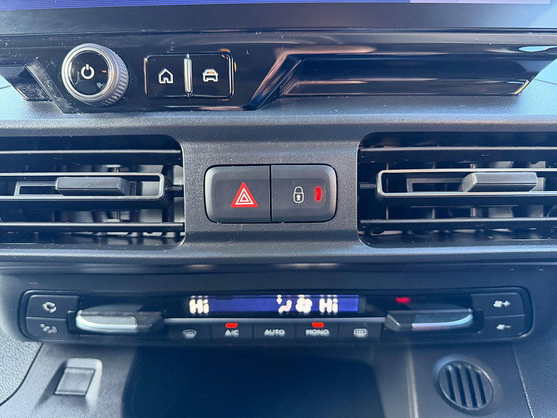 Vauxhall Combo Life ULTIMATE XL