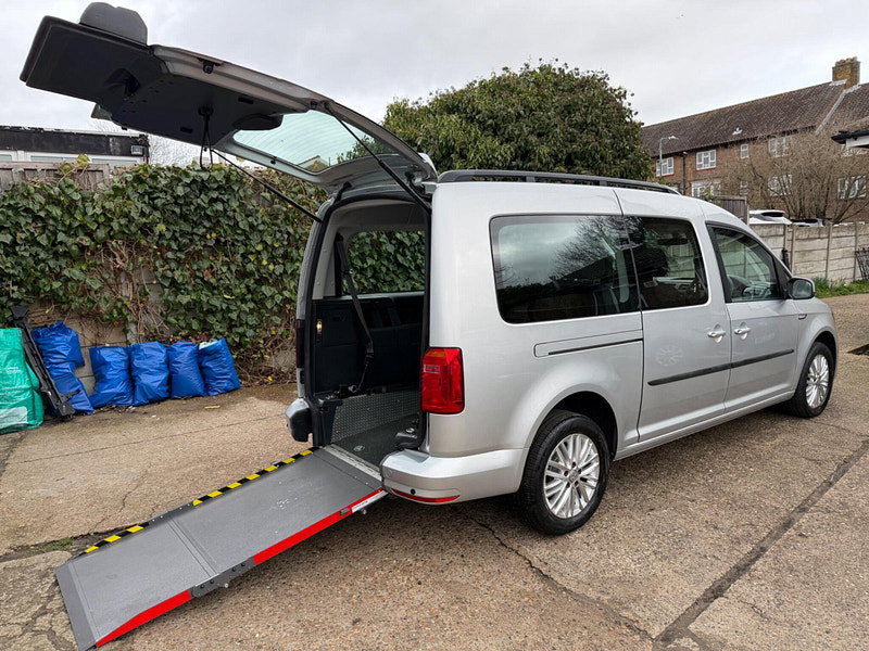 Volkswagen Caddy maxi 5 st automatic C20 LIFE TDI Wheel Chair Aadapted