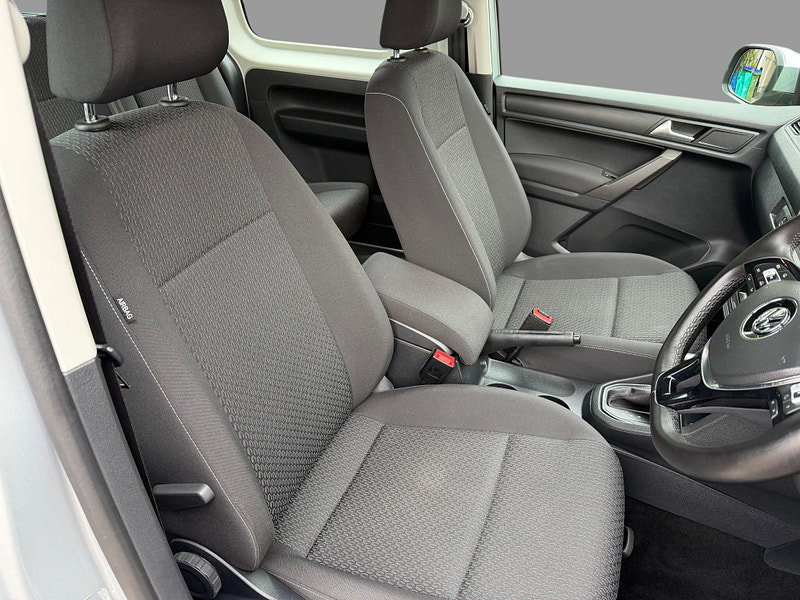 Volkswagen Caddy maxi 5 st automatic C20 LIFE TDI Wheel Chair Aadapted