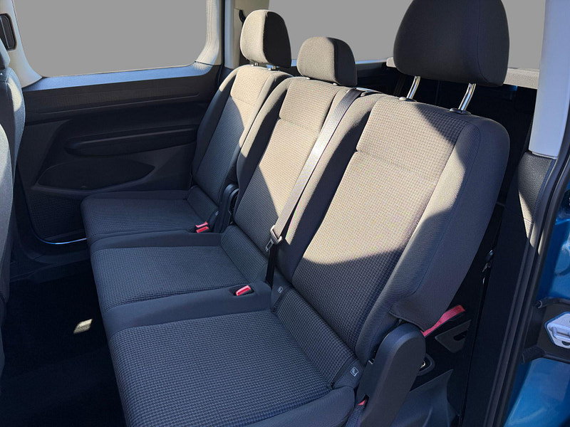 Volkswagen Caddy MAXI C20 TDI Automatic