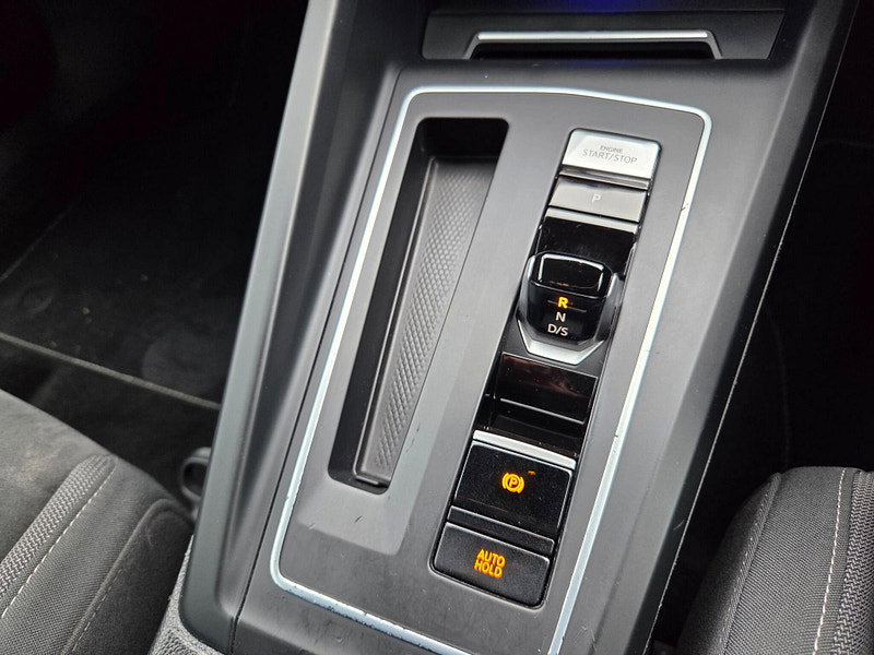 Volkswagen Golf STYLE TSI DSG Automatic