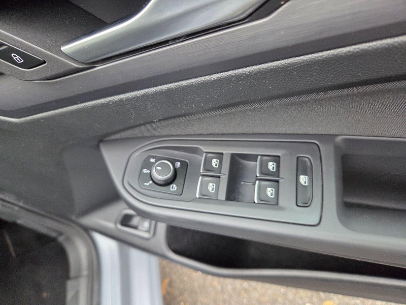 Volkswagen Golf STYLE TSI DSG Automatic