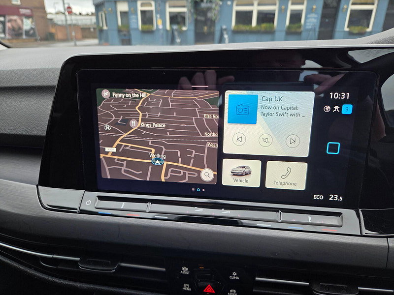 Volkswagen Golf STYLE TSI DSG Automatic