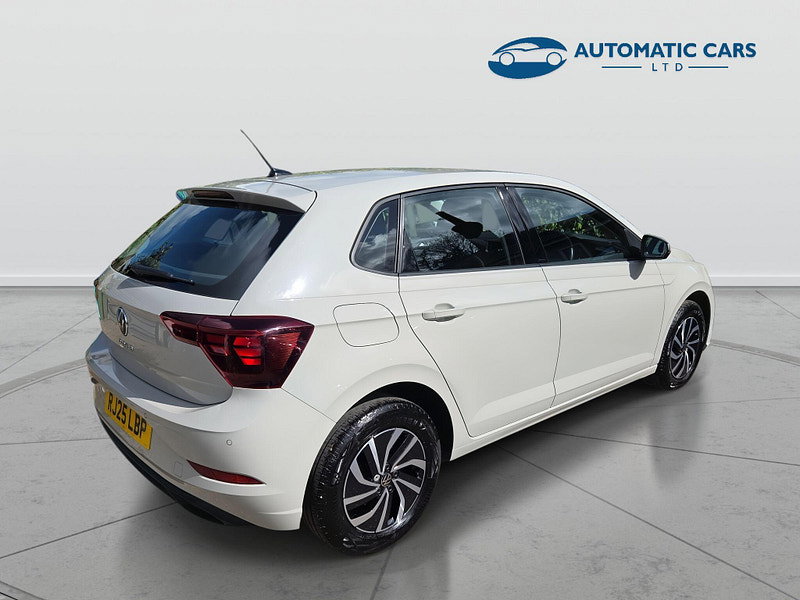 Volkswagen Polo LIFE TSI DSG Automatic