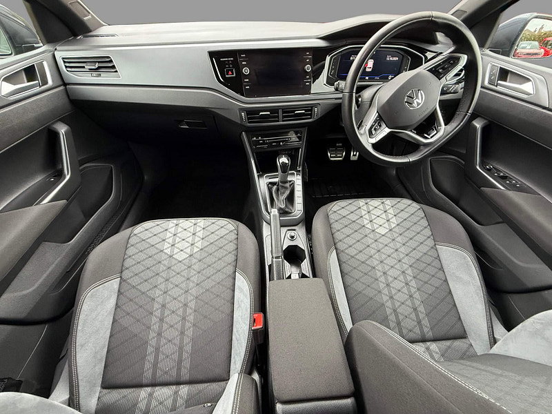 Volkswagen Polo R-LINE TSI DSG Automatic