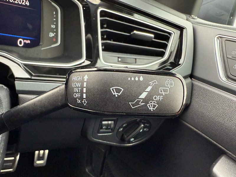 Volkswagen Polo R-LINE TSI DSG Automatic