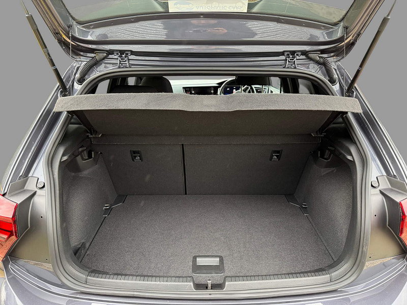 Volkswagen Polo R-LINE TSI DSG Automatic