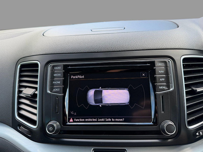Volkswagen Sharan SE NAVIGATION TSI