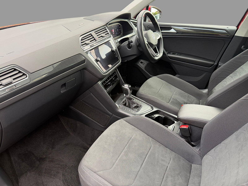 Volkswagen Tiguan ELEGANCE TSI DSG