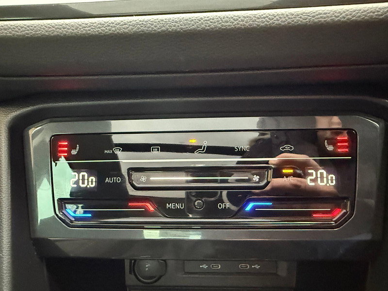 Volkswagen Tiguan ELEGANCE TSI DSG