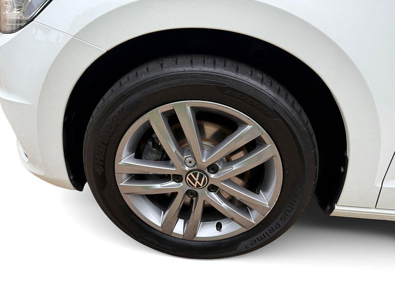 Volkswagen Touran MATCH TSI DSG Automatic