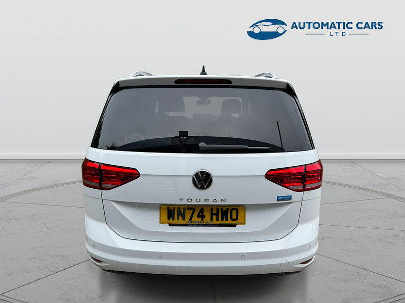 Volkswagen Touran MATCH TSI DSG Automatic