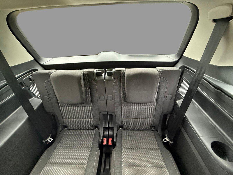 Volkswagen Touran MATCH TSI DSG Automatic