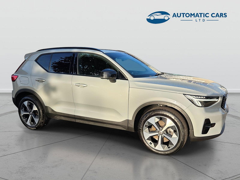 Volvo XC40 B4 PLUS
