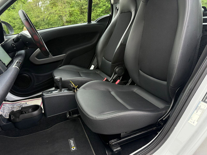 Smart ForTwo 1.0 Grandstyle Coupe 2dr Petrol SoftTouch Euro 5 (84 bhp)