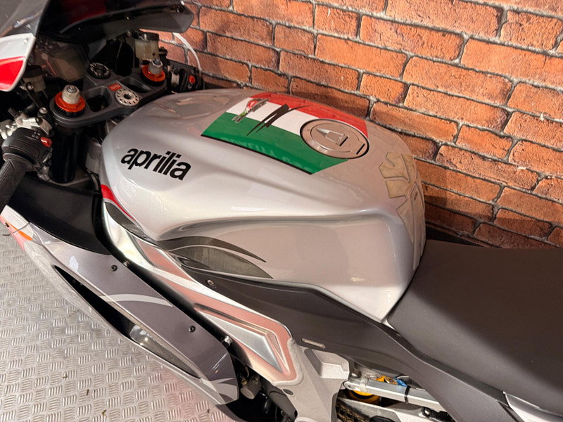 Aprilia Rsv 1000 MILLE LOW MILES CLEAN EXAMPLE