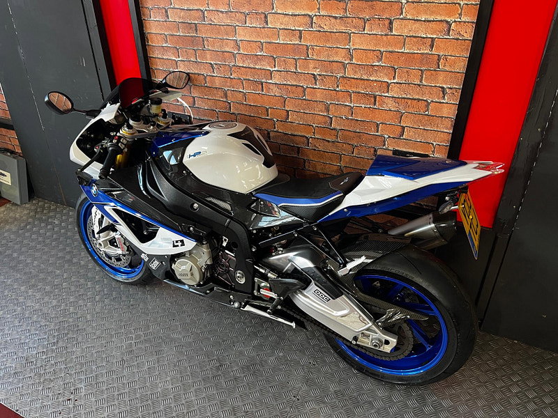 BMW HP4 1000