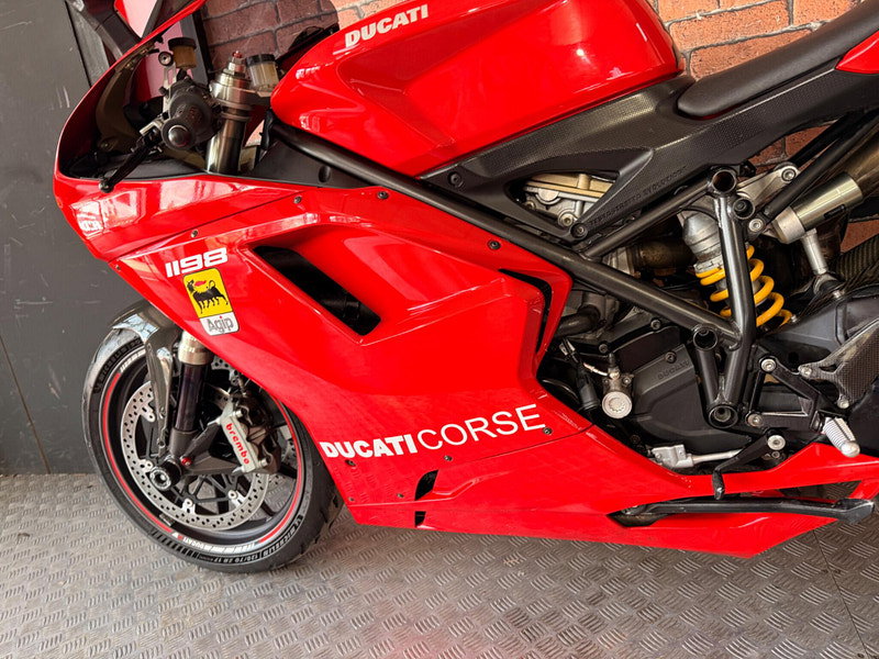DUCATI 1198 1198