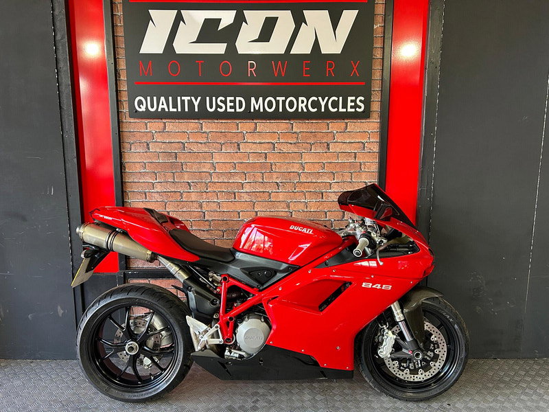 DUCATI 848 LOW MILES CLEAN EXAMPLE