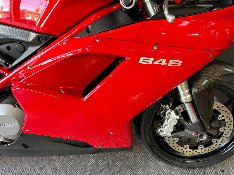 DUCATI 848 LOW MILES CLEAN EXAMPLE