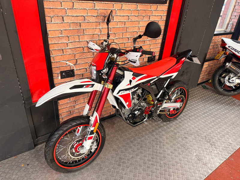 Fantic motor Xef 250 enduro trail 250 Euro 5