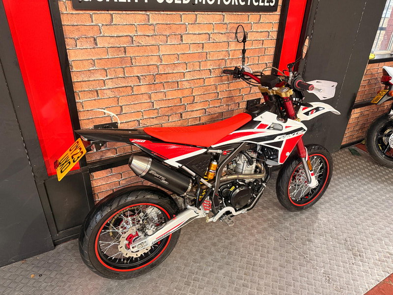 Fantic motor Xef 250 enduro trail 250 Euro 5