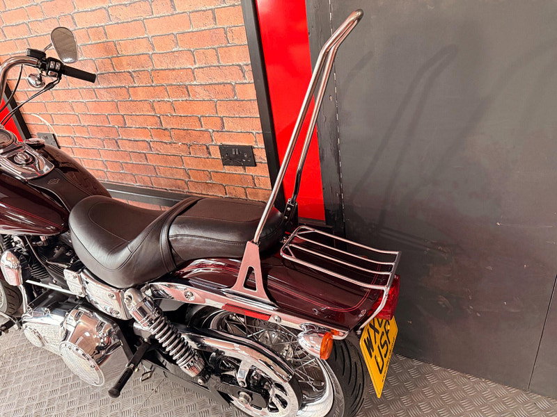 Harley-Davidson Dyna 2007 Dyna Wide Glide FXDWG, nice extras