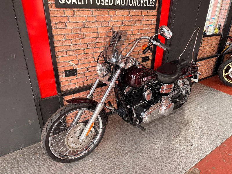 Harley-Davidson Dyna 2007 Dyna Wide Glide FXDWG, nice extras