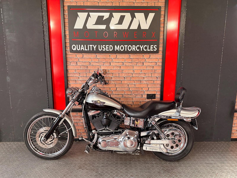 Harley-Davidson Dyna FXDWG Wide glide, 100th Aniversary model