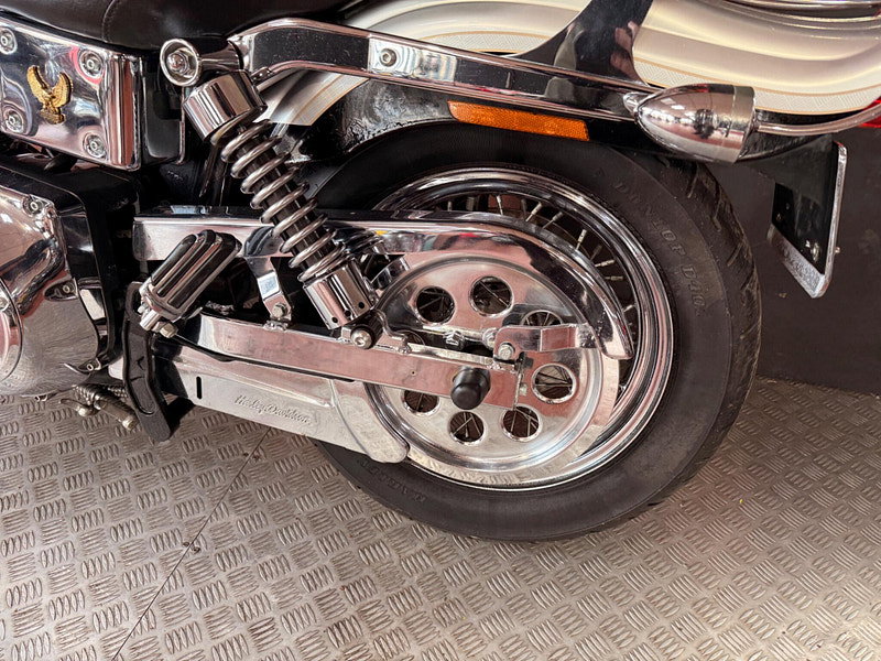 Harley-Davidson Dyna FXDWG Wide glide, 100th Aniversary model
