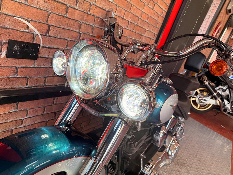 Harley-Davidson Softail FLSTFI FATBOY THOUSANDS IN EXTRAS