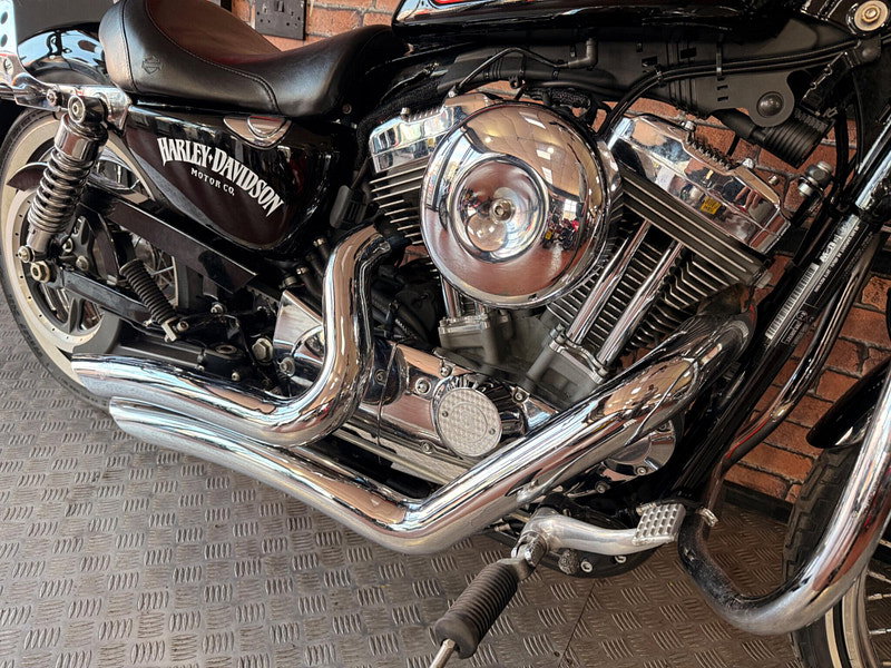 Harley-Davidson Sportster 1200 XL1200V Seventy-Two