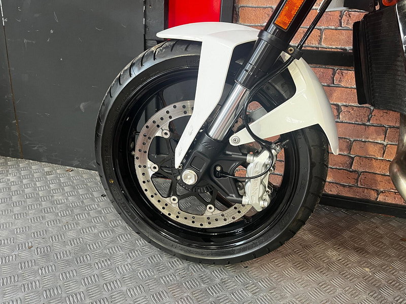 KTM 690 Duke 690