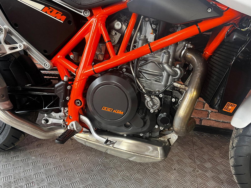KTM 690 Duke 690