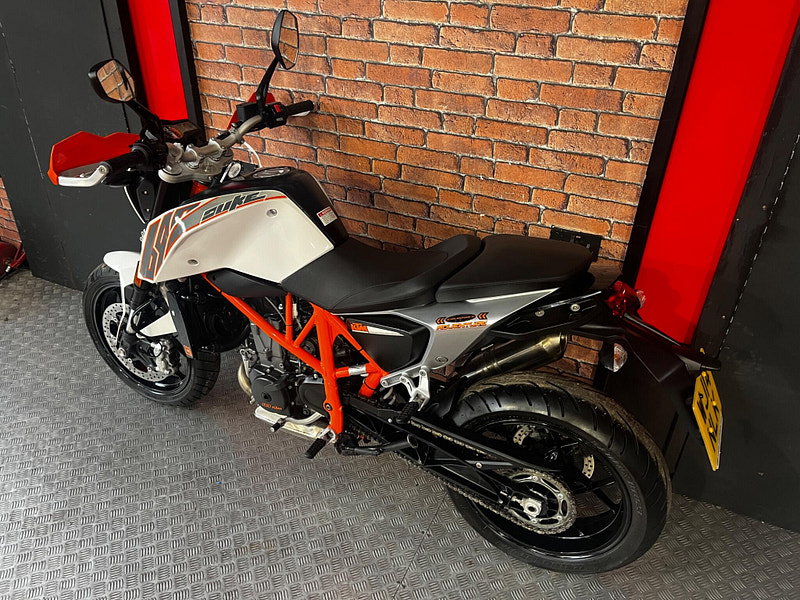 KTM 690 Duke 690