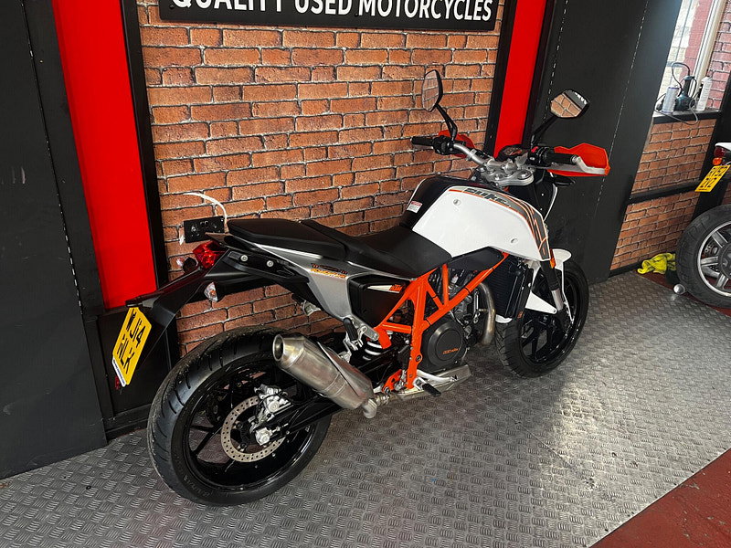 KTM 690 Duke 690