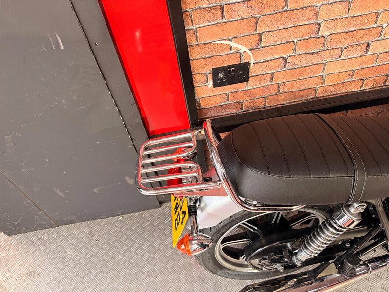 Triumph Bonneville 865 865