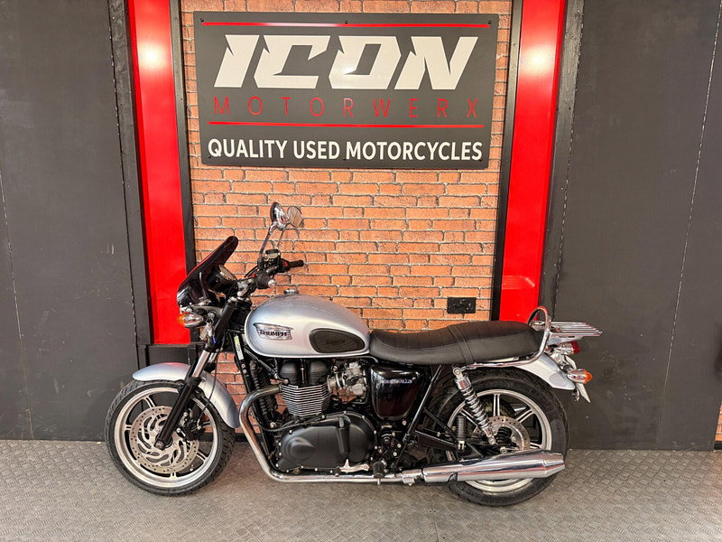 Triumph Bonneville 865 865