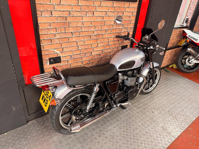 Triumph Bonneville 865 865